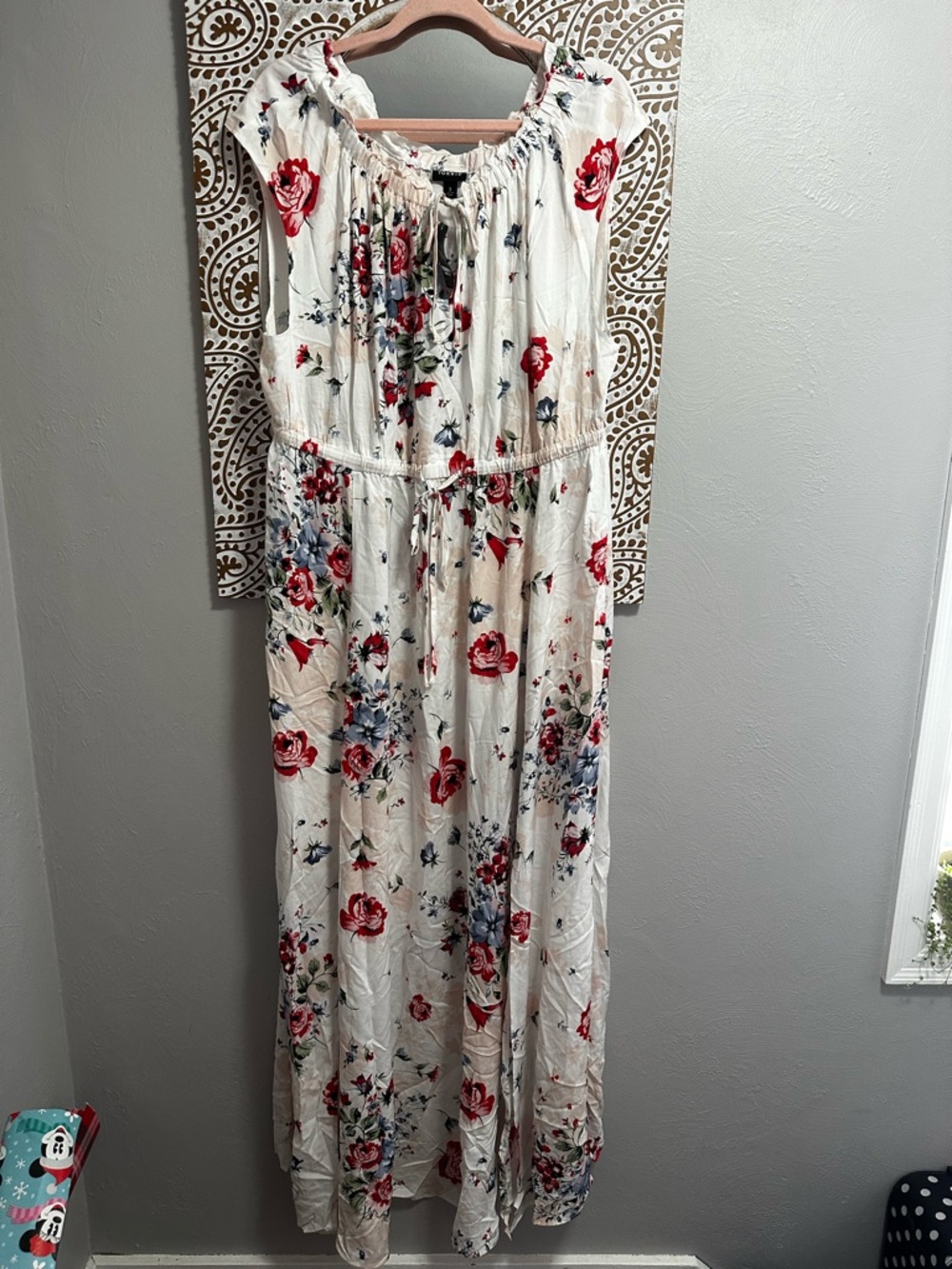 Torrid White Floral Maxi Dress with Red Rose Print